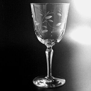 Libbey Windswept Water Wine Glasses 7" botanical leaves 8oz vtg midcentury cockt
